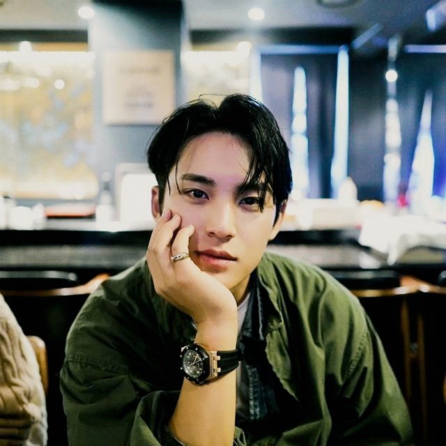 puppybluff's tweet image. hii^ back again with us on our datenight😋🍽

#CaratSelcaDay #CSD #MINGYU #SEVENTEEN
