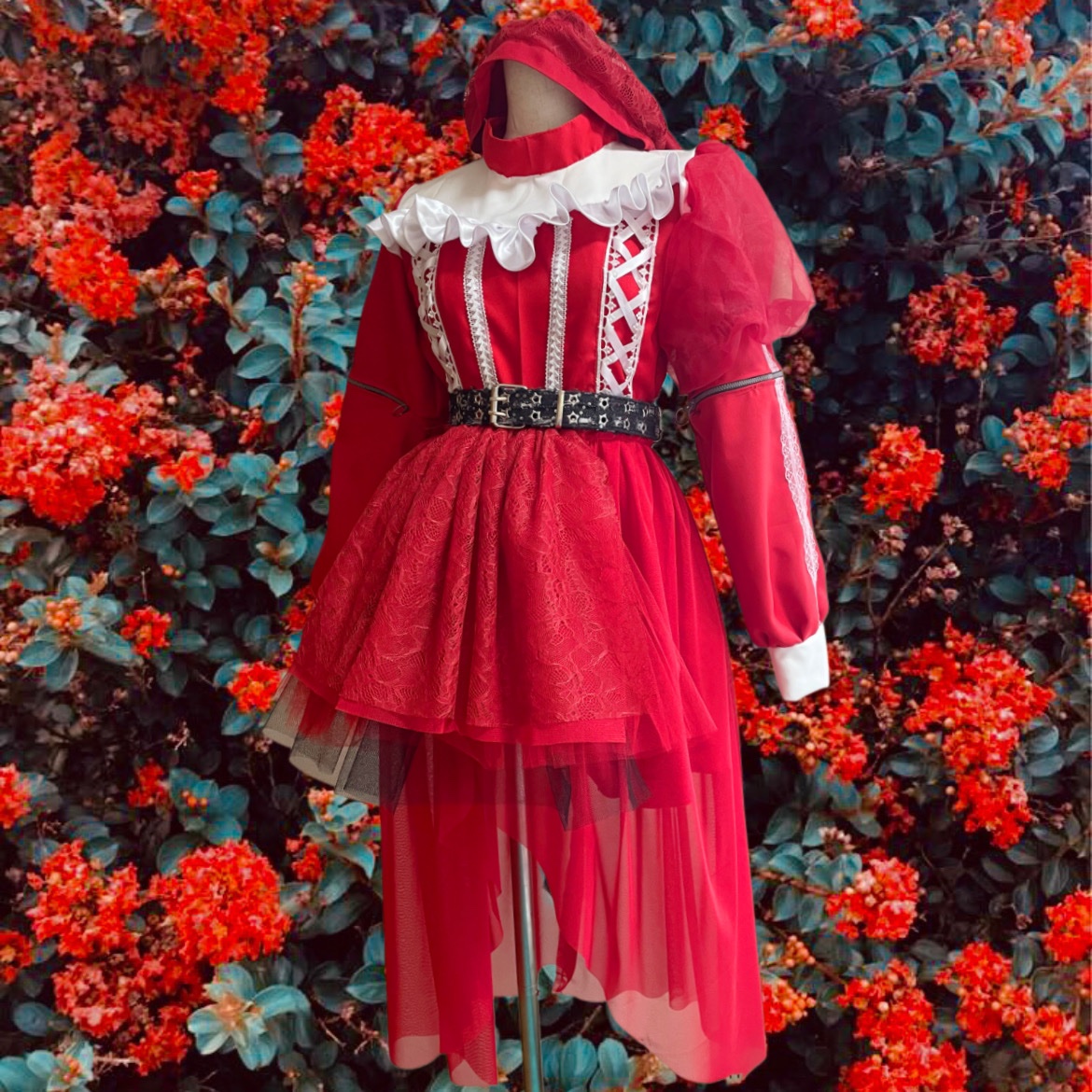 青春リグレット、椿あい子さんの生誕衣装をデザイン、製作させて頂きました🪡❤️

#あおリグ　#アイドル衣装