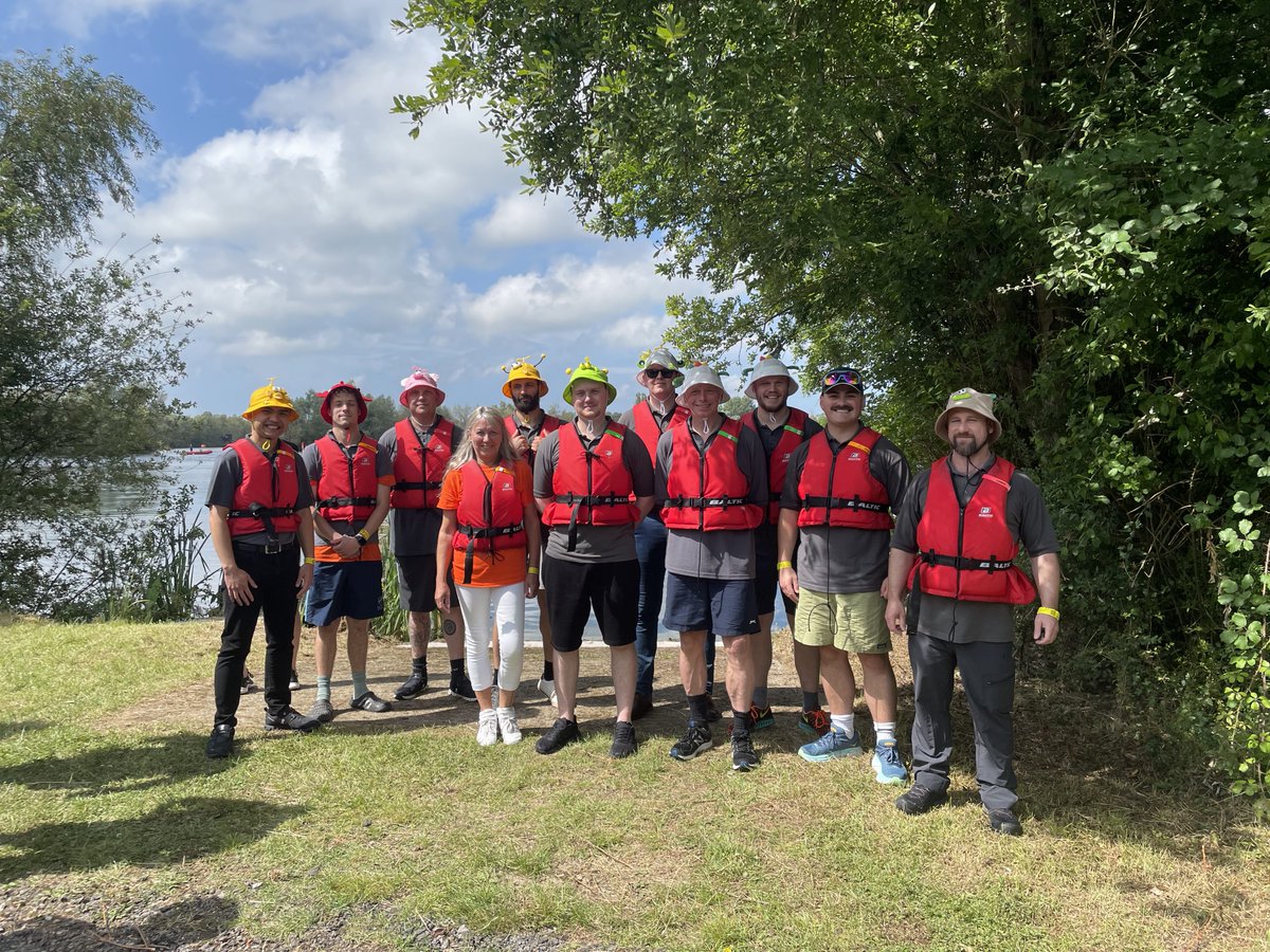 hitachihtas's tweet image. On Thursday last week, our team took part in the Maggie&apos;s Oxford Dragon Boat Race, raising funds for the incredible work Maggie’s does in providing free cancer support and information across the UK. #VolunteeringDay #SupportingOurCommunity #MaggiesOxford #DragonBoatRace