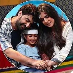 Siddiqueenily's tweet photo. A heartfelt request to all YRKKH fans: Please donโt participate in todayโs AbhimaanFC trend. Instead, put this GeetMaan DP as your profile picture as a symbol of protest and unity.
#Yrkkh #GeetMaan https://t.co/rdQPc3Sbpm