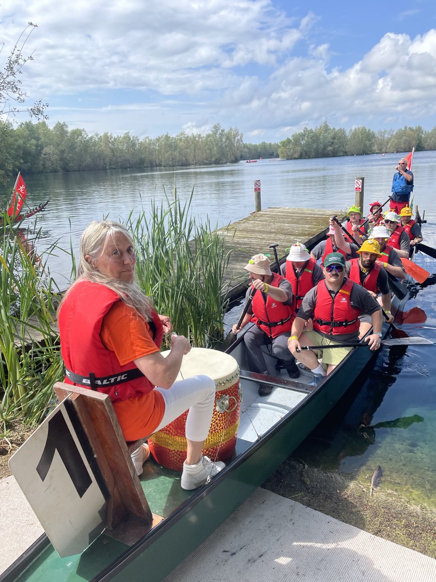 hitachihtas's tweet image. On Thursday last week, our team took part in the Maggie&apos;s Oxford Dragon Boat Race, raising funds for the incredible work Maggie’s does in providing free cancer support and information across the UK. #VolunteeringDay #SupportingOurCommunity #MaggiesOxford #DragonBoatRace