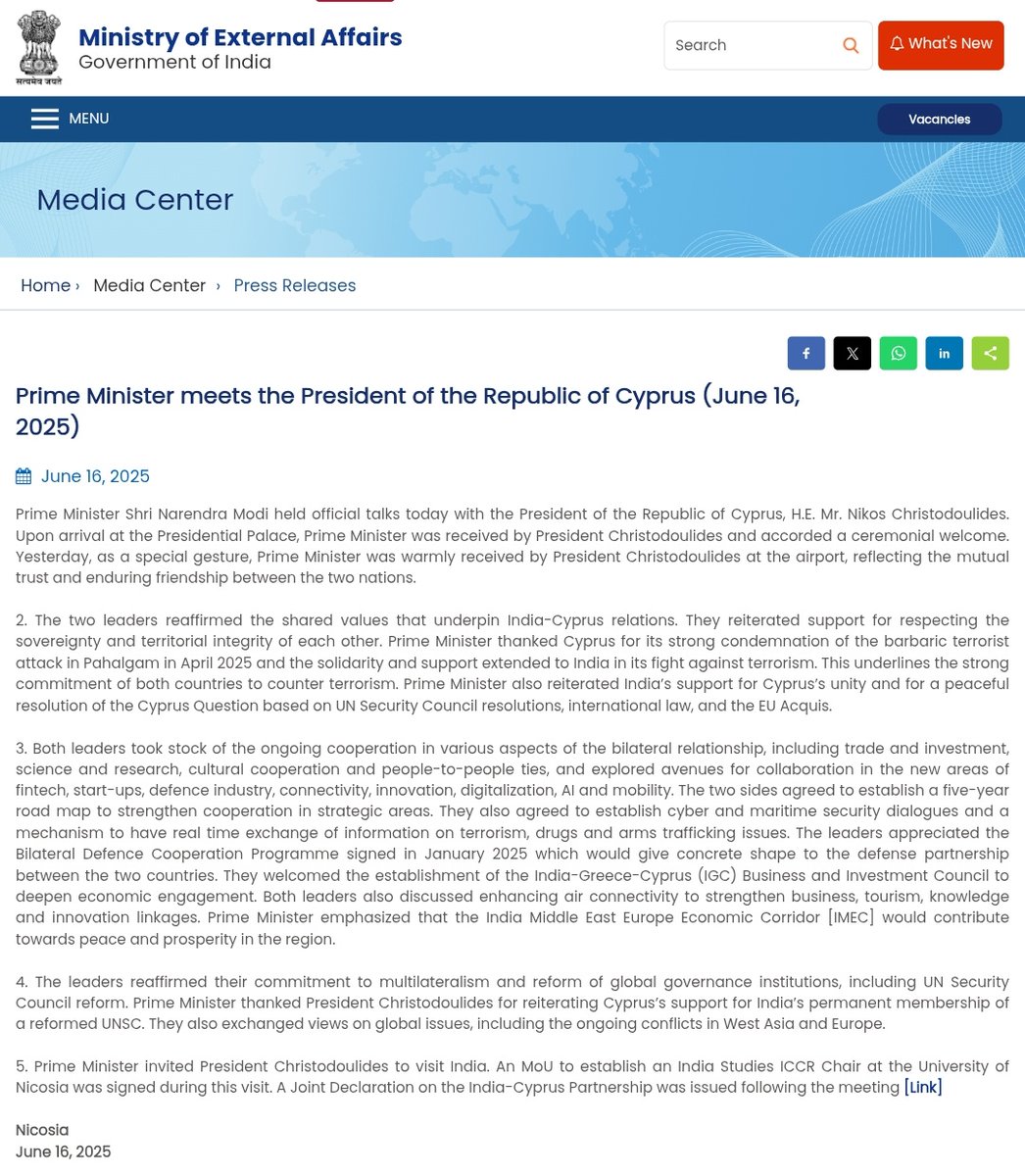 Stroke0Genius__'s tweet image. Indian PM Narendra Modi emphasizes the need for a resolution to the Cyprus issue based on UN Security Council resolutions. This includes the removal of Turkey troops from northern Cyprus. 

#UNSC #CyprusIssue #ResolutionNeeded #Cyprus #PMModiCyprusVisit #NarendraModi #Turkey
