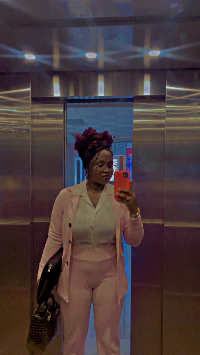 It's been about 90+ days since I took a break from the job market

But I’m back 

And this time, with clarity.

Job hunting? Exhausting.
But community building, engagement strategy, and Virtual Assistance ? 

That’s my sweet spot. That’s where I shine.

Hire me and be happy.