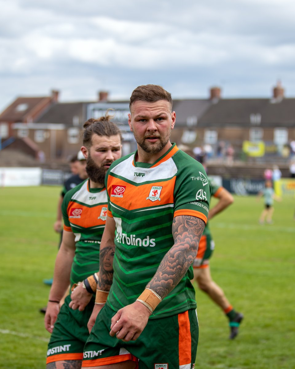 HunsletRLFC's tweet photo. How good was 𝗕𝗿𝗮𝗱 𝗖𝗹𝗮𝘃𝗲𝗿𝗶𝗻𝗴 yesterday👊 #offload #swsa https://t.co/P0NJ9DqJzG