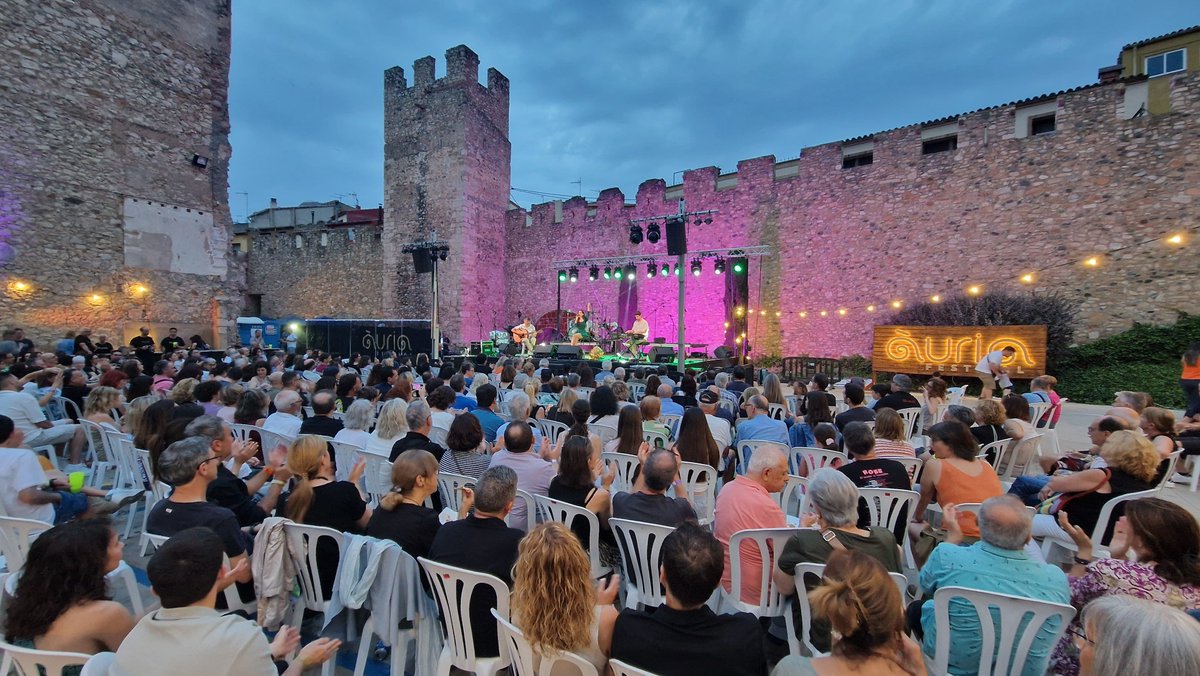 Ràdio Montblanc (@radio_montblanc) on Twitter photo CULTURA| Més de 1.500 persones han passat pel <a href="/festivalauria/">Festival Àuria de Montblanc</a>, aquest cap de setmana: tuit.cat/0ePby CULTURA| Més de 1.500 persones han passat pel <a href="/festivalauria/">Festival Àuria de Montblanc</a>, aquest cap de setmana: tuit.cat/0ePby