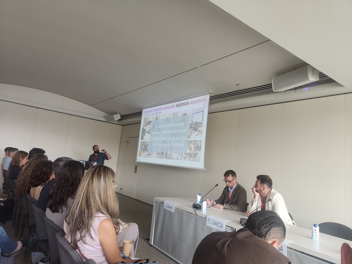 Tayra Velasco tweet media