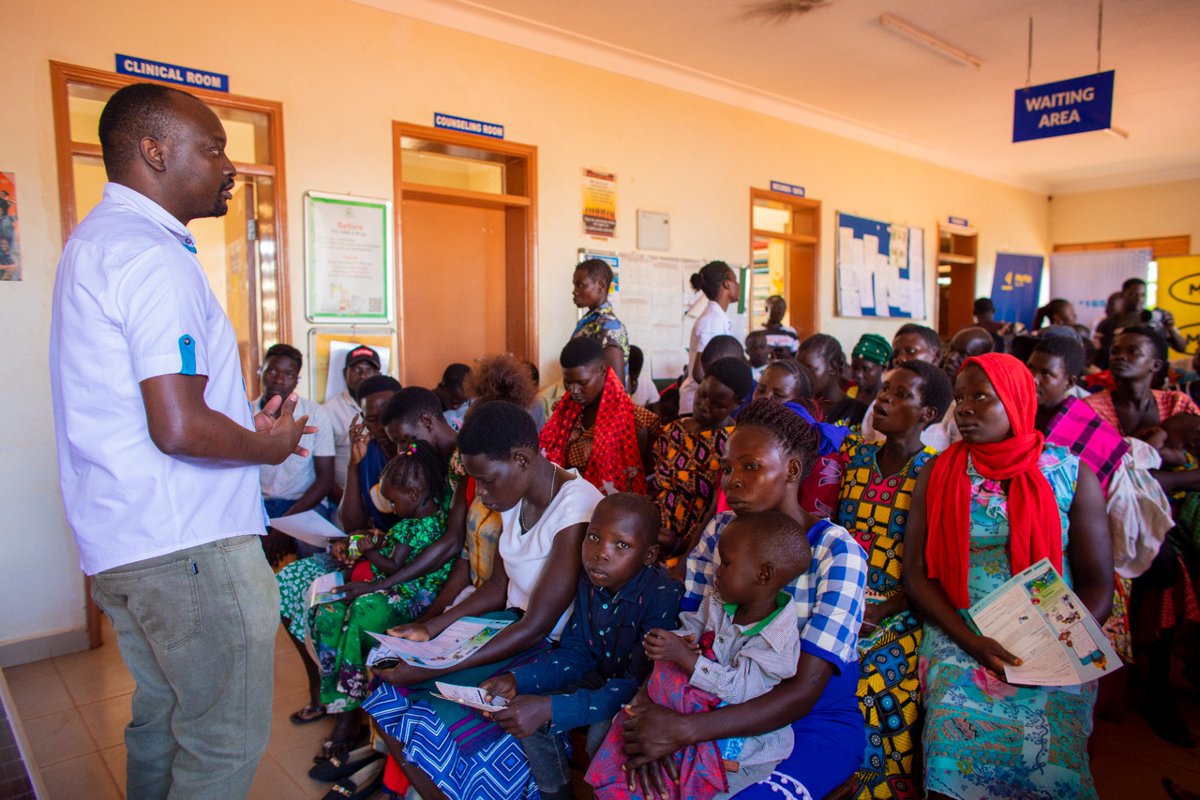 BryanMbasa's tweet photo. @mtnug @mtnmomoug @Bayobab_ @MTNGroup @clinicPesa @MoICT_Ug @its_probono @RoofingsGroupUG @MaendeleoUganda @sylmulinge @Maturusisia We're teaming up with community leaders, schools &amp; health centers to:
1.Collaborate on grassroots solutions
2.Connect through hands-on staff engagement
3. Care by responding to real everyday needs
Let’s build meaningful change, together.
#21DaysofYelloCare #ConnectingAtTheRoots https://t.co/FQiqT8fzOL