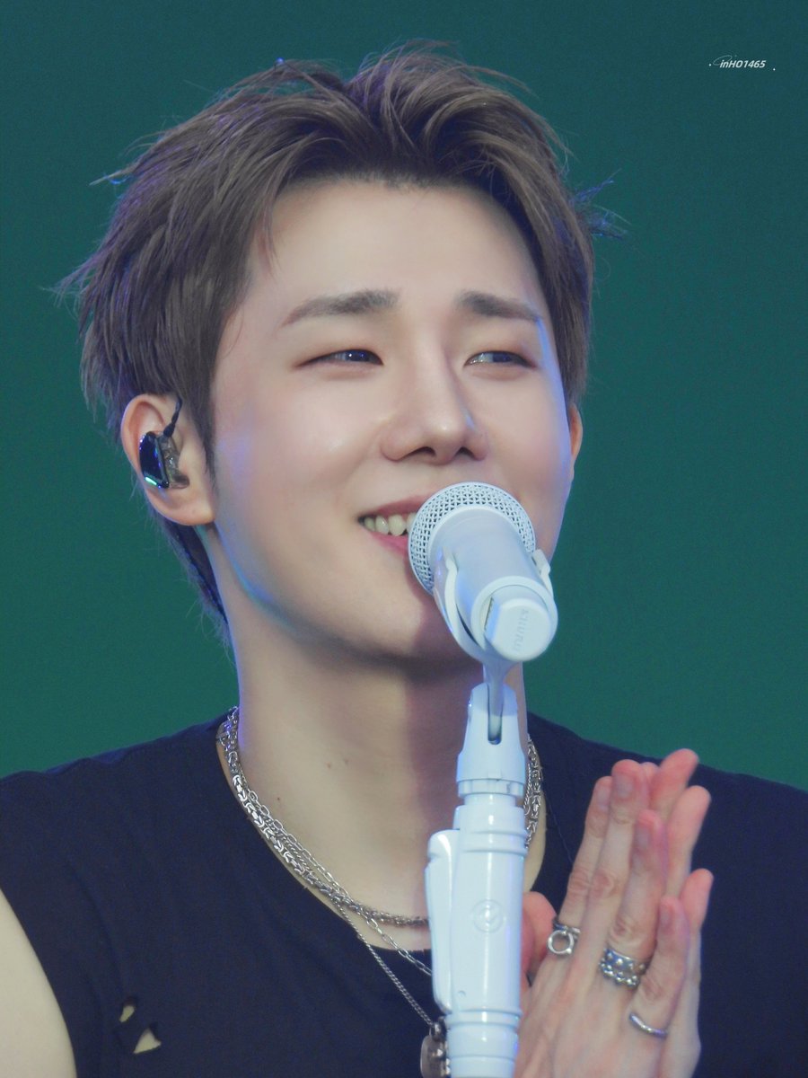 250615 뷰민라
엘브이4 얼른 와주시길🥹🥰🥹🥰

#성규 #김성규 #KIMSUNGKYU
#INFINITE
