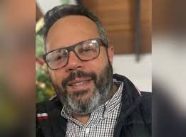 Mariana González de Tudares, esposa de Rafael Tudares Bracho, quien lleva 159 días desaparecido tras una detención arbitraria el 7 de enero,
#Venezuela
whatsapp.com/channel/0029Va…