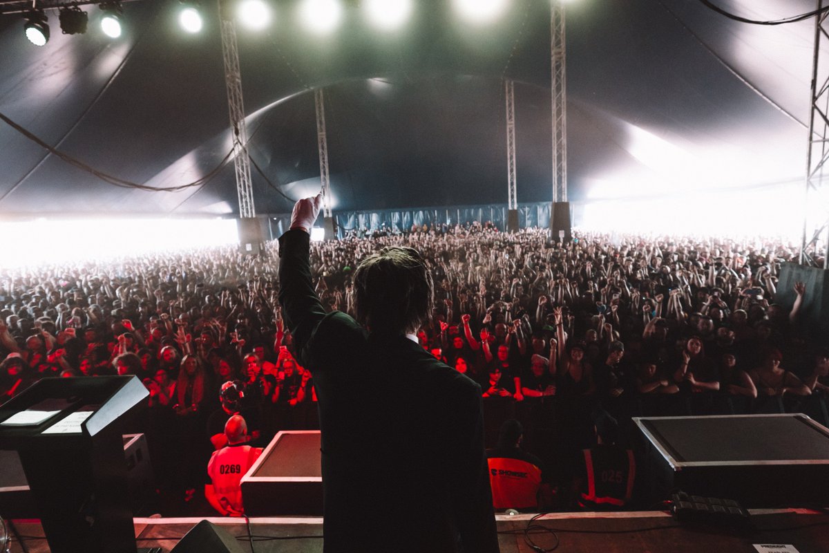 Rock Sound tweet media