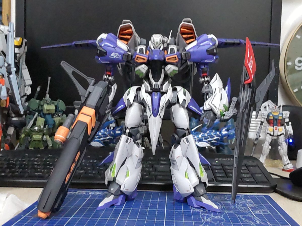 1/100 SES10-RNF-XS 煬帝の剣（ソード・オブ・レイジ） 成形色仕上げに