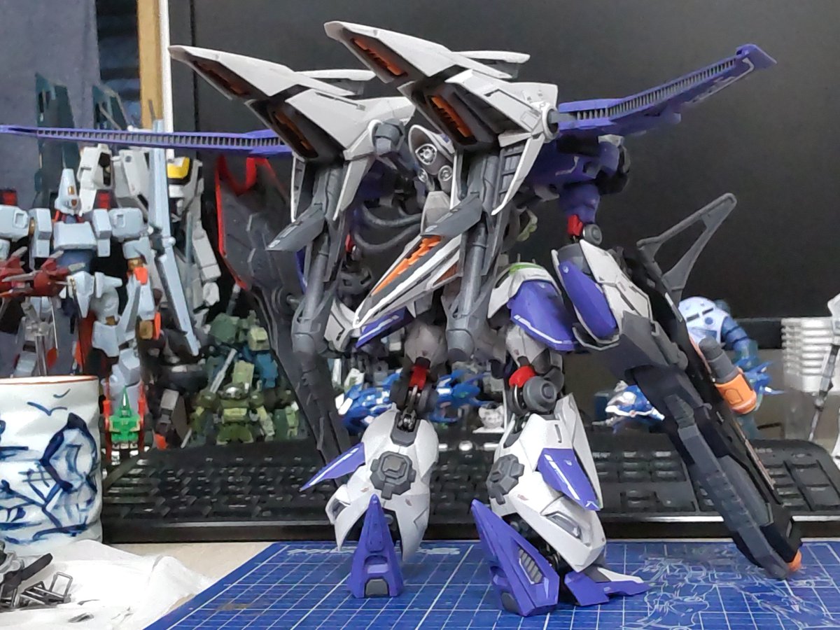 1/100 SES10-RNF-XS 煬帝の剣（ソード・オブ・レイジ） 成形色仕上げに