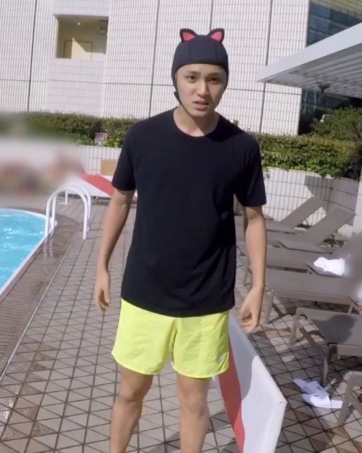 gaktahugabutt_'s tweet image. Padahal lagi gak siap, eh tiba-tiba main cekrek aja. Hasilnya jadi gini deh 

#CaratSelcaDay #CSD bersama nyuui risol dan #MINGYU sayangku🤭🤭🤭🤭🤭