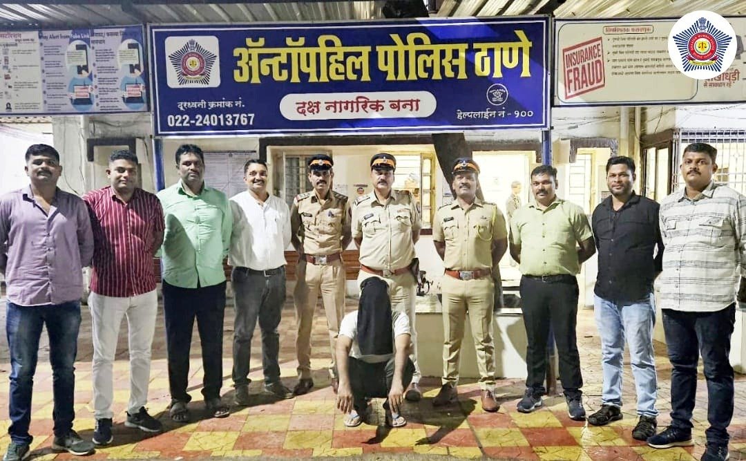 .@AntopHillPS, in a major success, arrested an individual accused of burglary and theft, and recovered ₹34 lakh worth of stolen cash from him.

The accused broke the lock of the complainant’s house and stole cash and other goods.

The crime detection team of Antop Hill Police