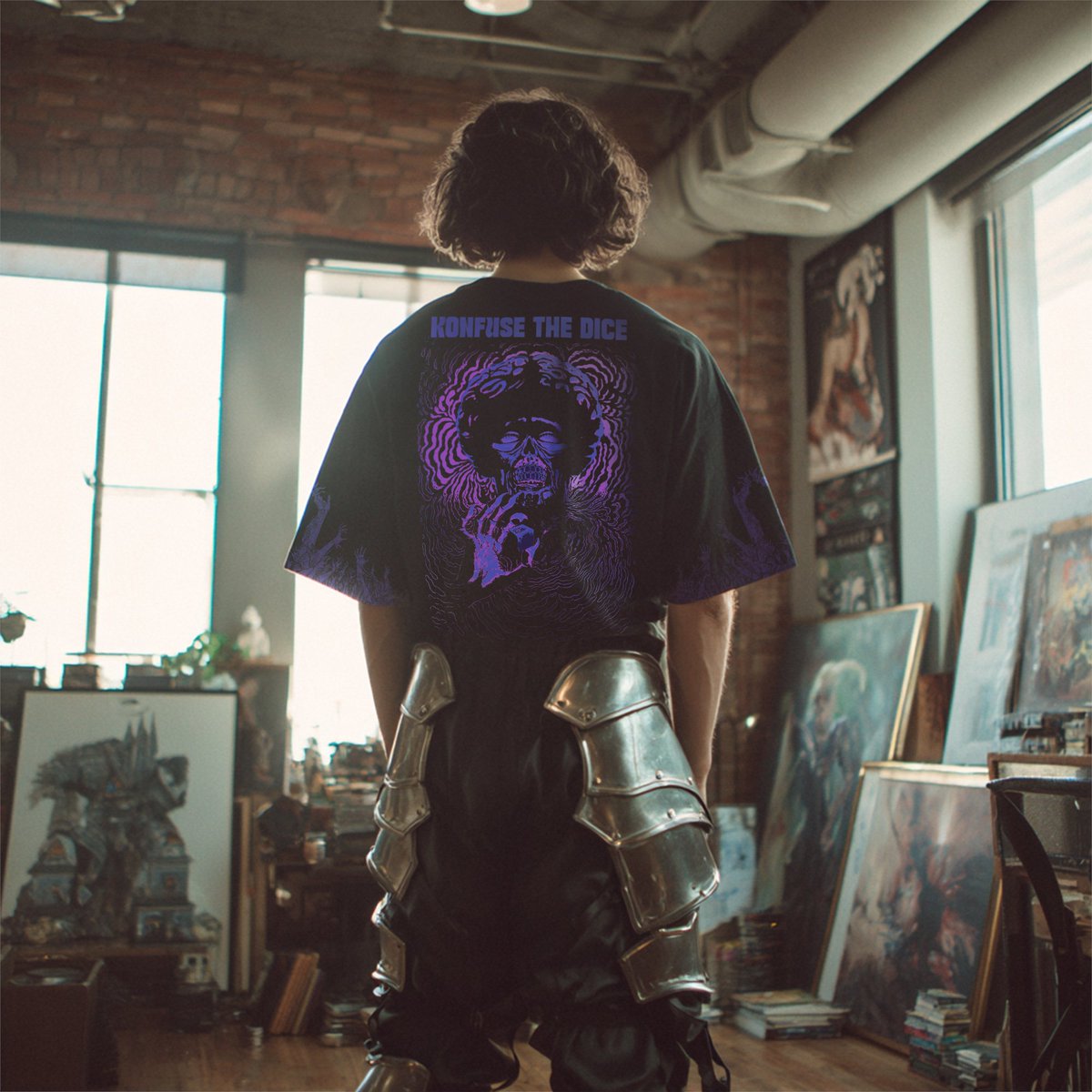 Konfuse The Dice ile bilinmeyenin büyüsünü stilinize taşıyın, kaderin belirsizliğine zar atın! Konfuse yaz sezonu ürünleri 9 yeni tasarımı ile şu anda satışta.

konfuse.com