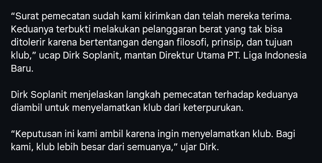 Olahbolacom's tweet photo. Dipecat karena melalukan pelanggaran berat 😱 kira-kira pelanggaran apa yang telah dilakukan Imran Nahumarury? 🤔

Gimana menurutmu Sob? Ada yang aneh? 👀

#MalutUnited #Liga1 https://t.co/RhtHg8gtre
