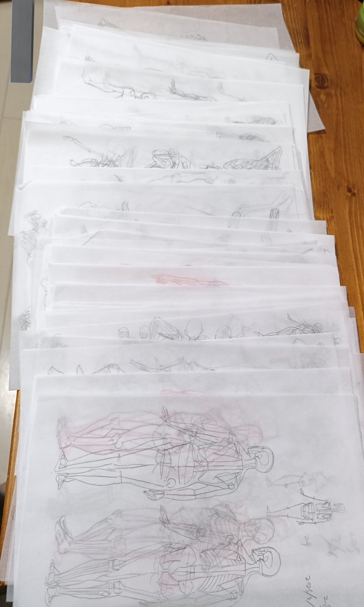 書籍に関しても投稿OKだそうなので！
『軸から人体を描く美術解剖学』のトレース練習1周目終わりました！