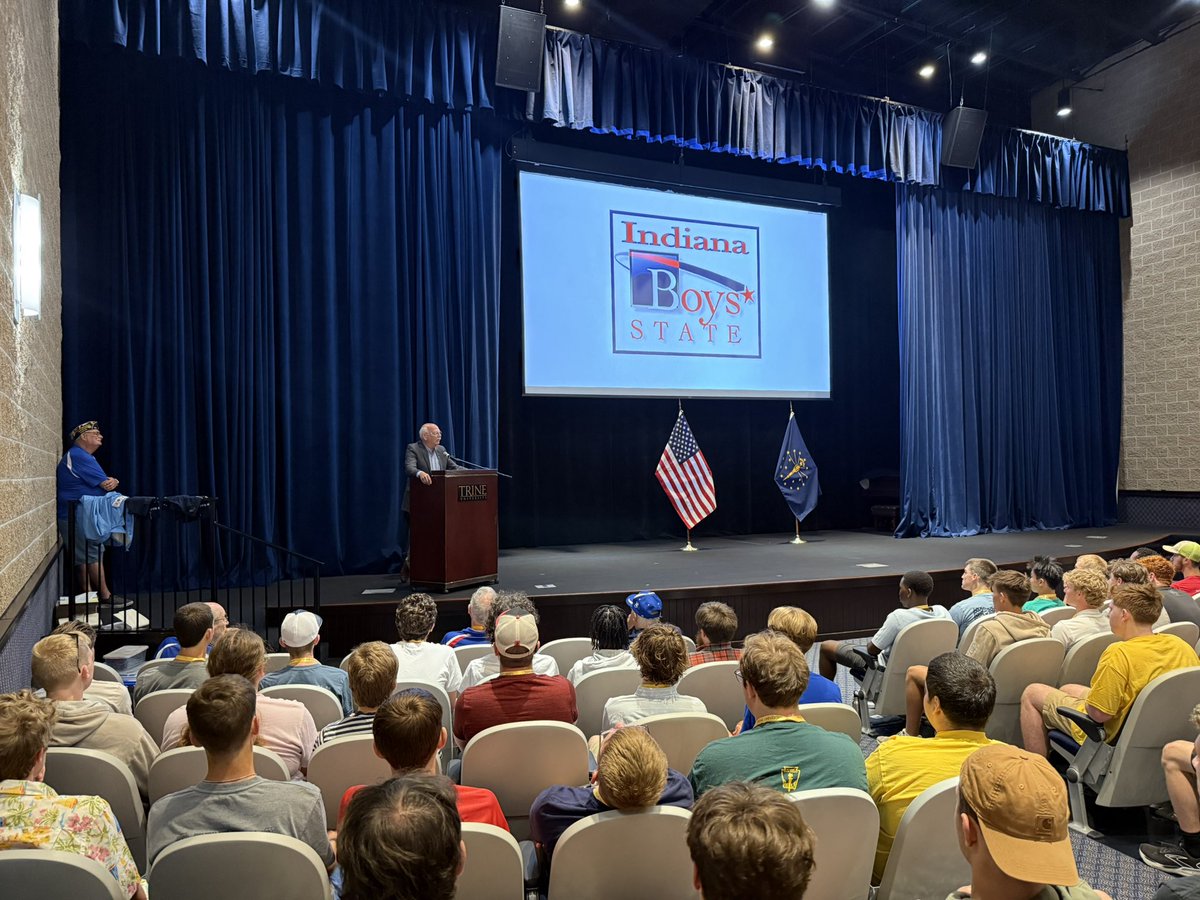 Good morning! Delegates are fueled up after breakfast and heading into assembly with special guest Mayor Dave Martin and Dean of Elections Jerry Wagenblast to talk voting and why it matters. #HBS86