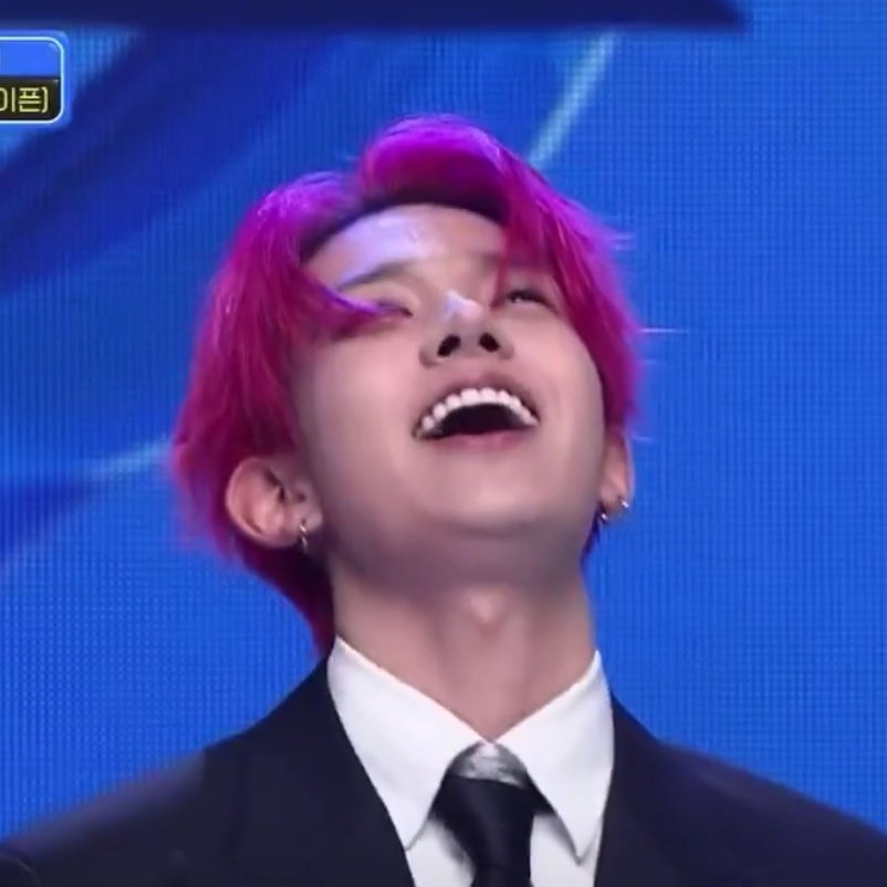 LHS01ACE's tweet image. happy heeseung 🥹❤️❤️