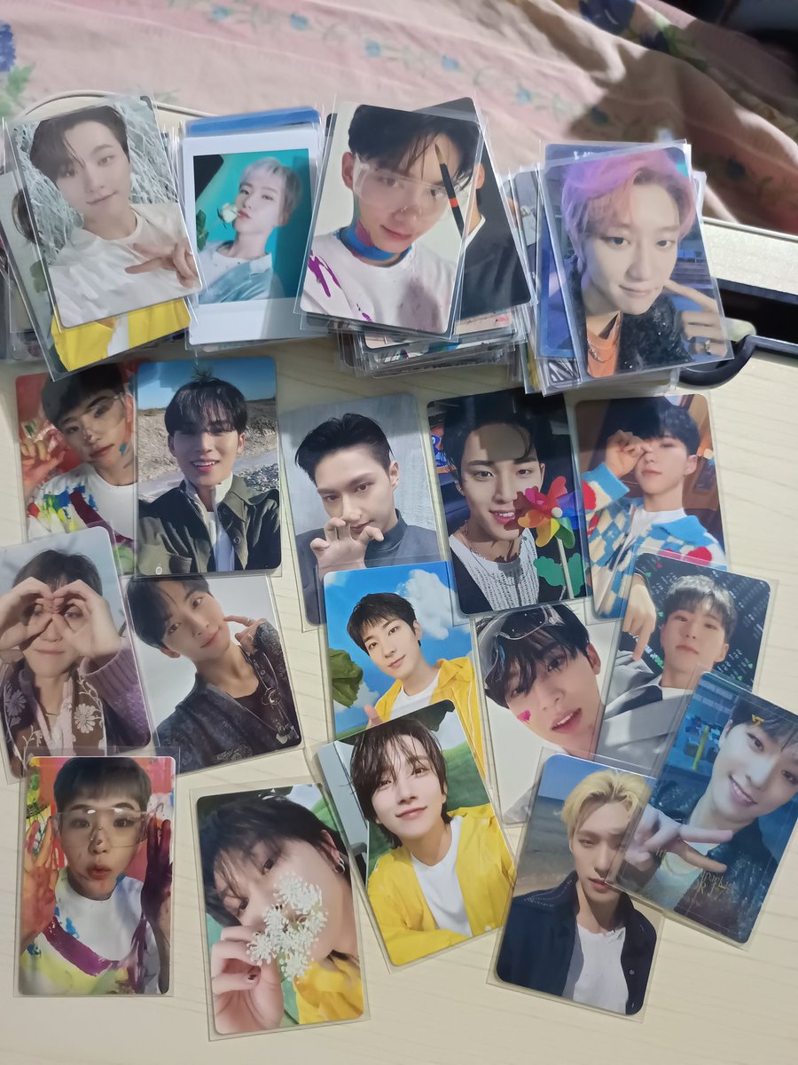 piyaakkk__'s tweet photo. Hai teman", rencana ada mau wts pc" seventeen aku nih, kira" kalian ada yg minat gak? Kalo ada boleh dm" aku ya, makasih https://t.co/49b2YakE0G