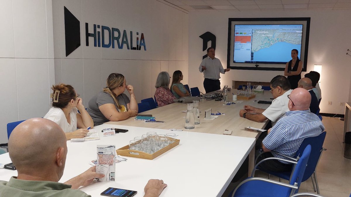 Hidralia (@infohidralia) on Twitter photo 📸 En #Marbella, realizamos un taller junto a <a href="/CAFMalagaES/">CAF Málaga</a> para explicar todas las gestiones que se pueden realizar de forma virtual
📲 En especial, pusimos el foco en nuestro servicio de servialertas y en las ventajas que ofrece la #telelectura 📸 En #Marbella, realizamos un taller junto a <a href="/CAFMalagaES/">CAF Málaga</a> para explicar todas las gestiones que se pueden realizar de forma virtual
📲 En especial, pusimos el foco en nuestro servicio de servialertas y en las ventajas que ofrece la #telelectura