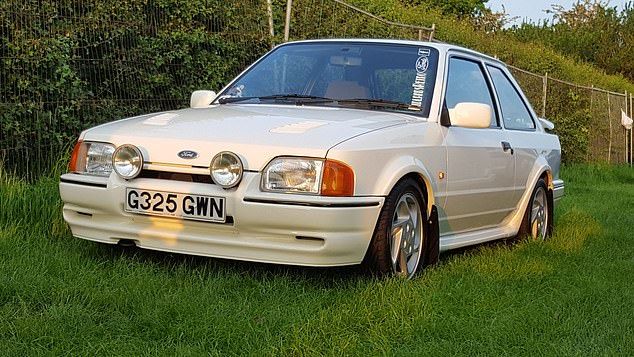Is this what your dad drove? Ten #family car #favourites from the 1970s to the 1990s and what they're #worth today  buff.ly/JcQs0fg