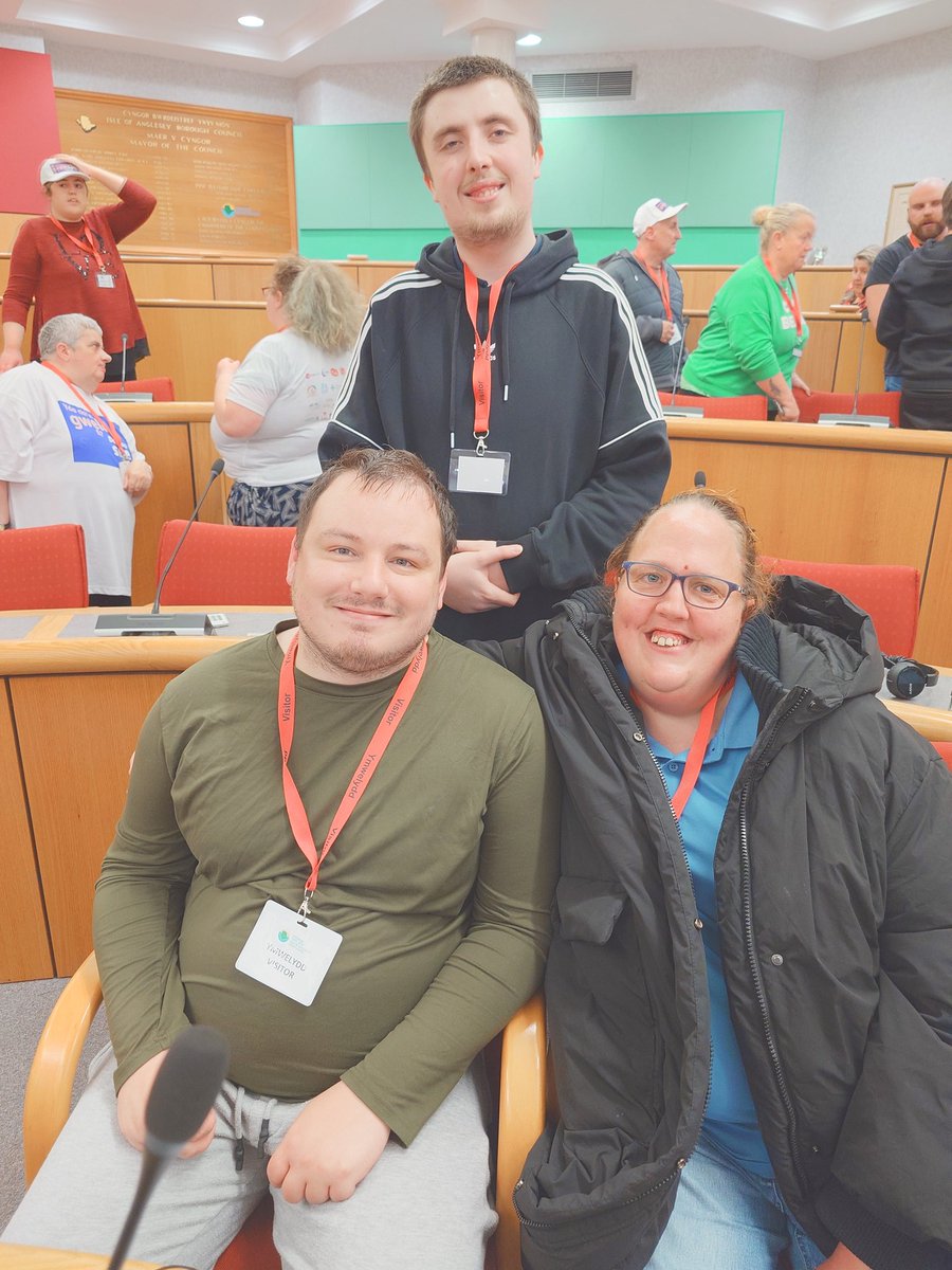 Roaring Môn tweet media