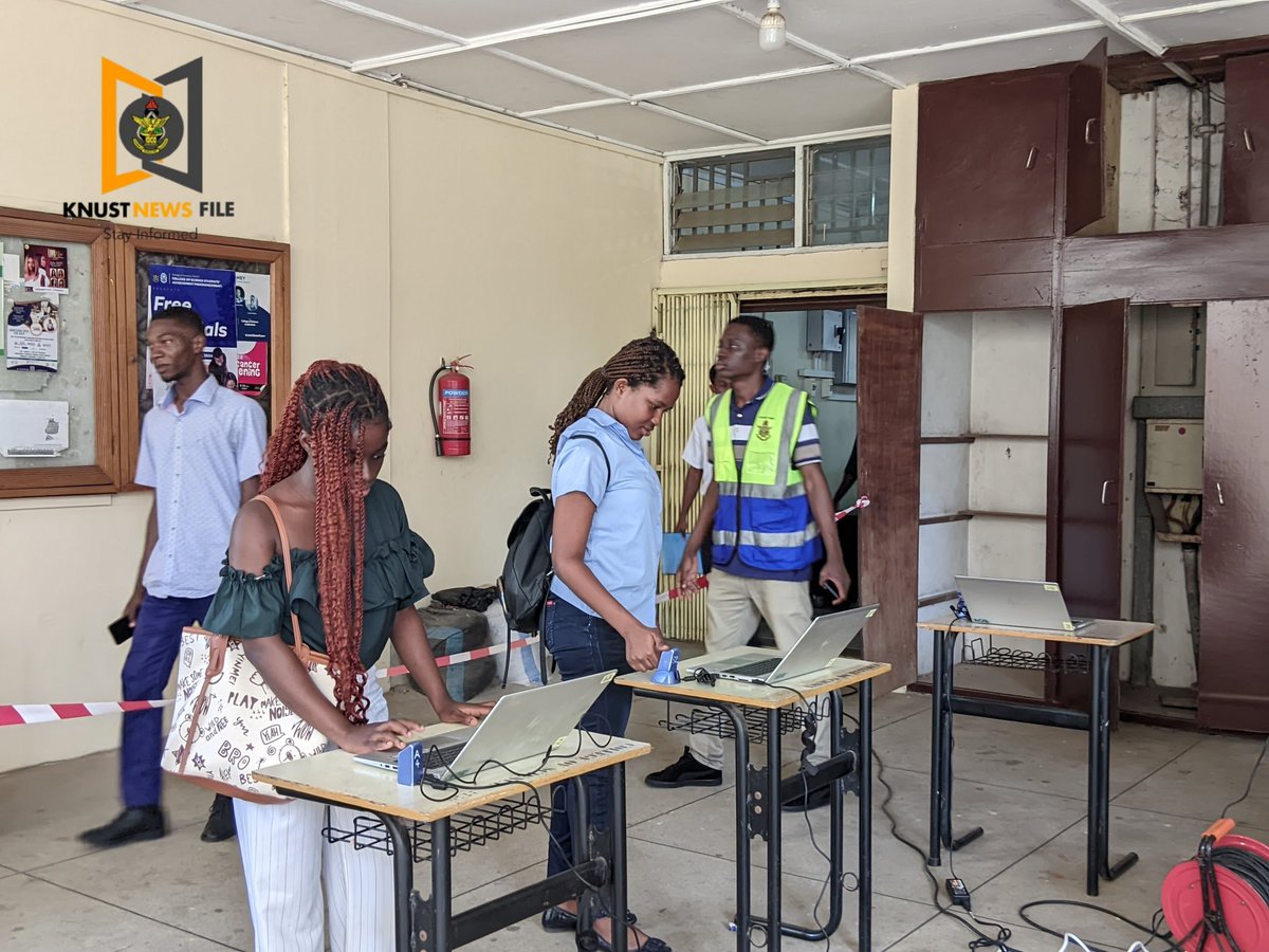 unitimesghana's tweet photo. SCISA elections are currently ongoing at the Chemistry Block, with students casting their votes to elect new leaders for the 2025/2026 academic year.

#SCISADecides https://t.co/JLHVEP6SFC