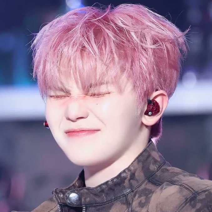 let's show our love and appreciation for woozi by using the below hashtags!

you, who always put your group and your fans before yourself, deserve the world.
woozi, you should always be treasured, always adored.
thank you for being you. 🩷🩵

#우지는_캐럿들의운명
#AlwaysWithWOOZI