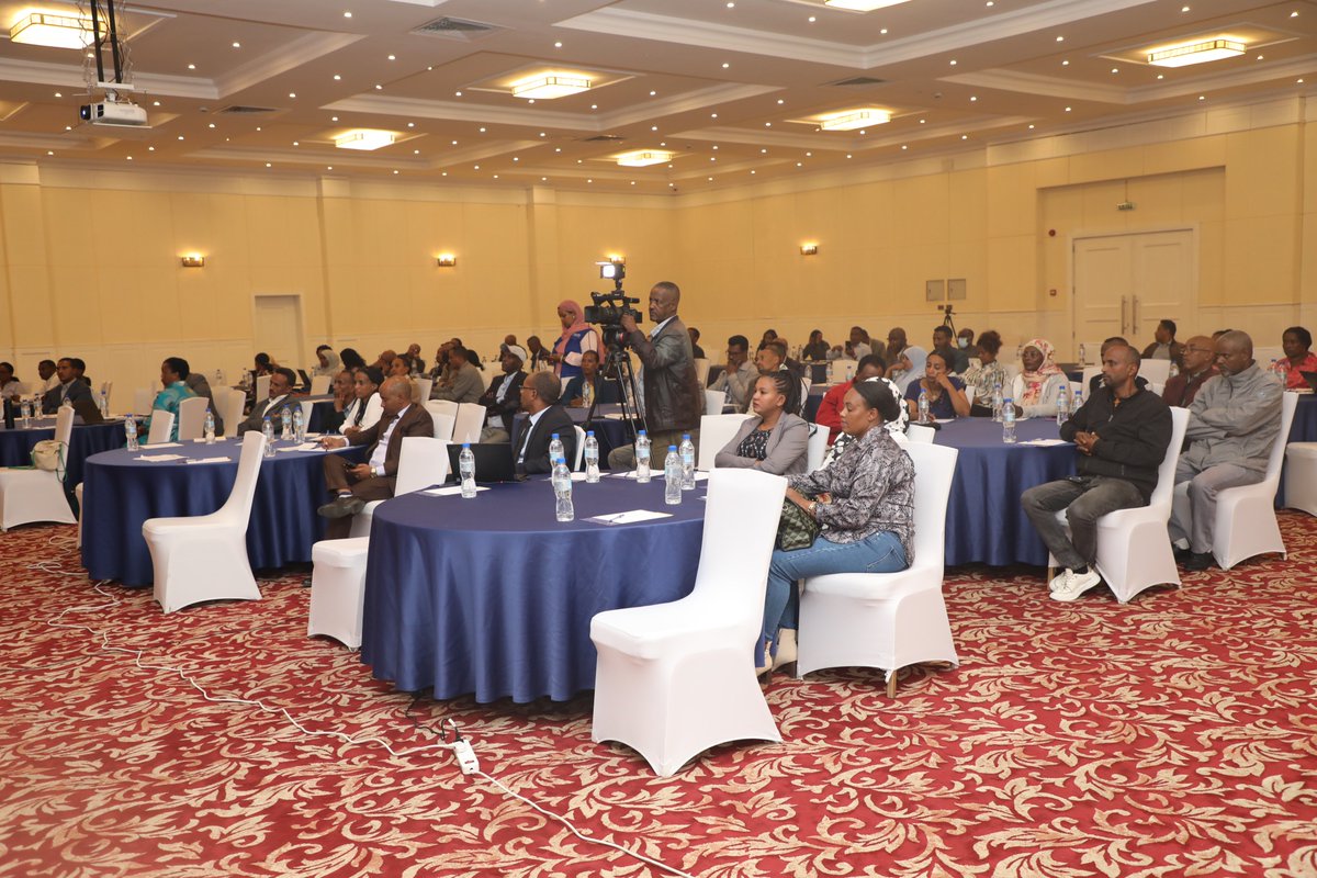 IOMEthiopia's tweet image. A High-level Policy Dialogue on #ForcedDisplacement in Addis Ababa concluded with strong commitments to support returnees from Sudan, thanks to @EUinEthiopia 🇪🇺. 
Key outcomes: actionable policies, enhanced coordination, sustainable reintegration &amp;amp; knowledge sharing.