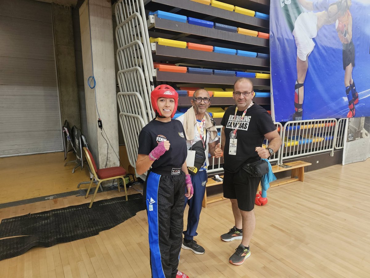 #ArtesMarcialesGC

Leisy Moreno, del Club Gonduro de Arucas, ha dejado una huella brillante en el reciente Campeonato de España en Edad Escolar, celebrado en Guadalajara.

La deportista se llevó medalla de oro (point fighting) y una plata (formas creativas). Enhorabuena.