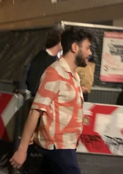 Lil_Kind_'s tweet photo. Jour 1 pour retrouver Henry/Harry de Paris, il a dit habiter dans le 93, j'invoque internet pour m'aider !! https://t.co/33K2ggvoW4