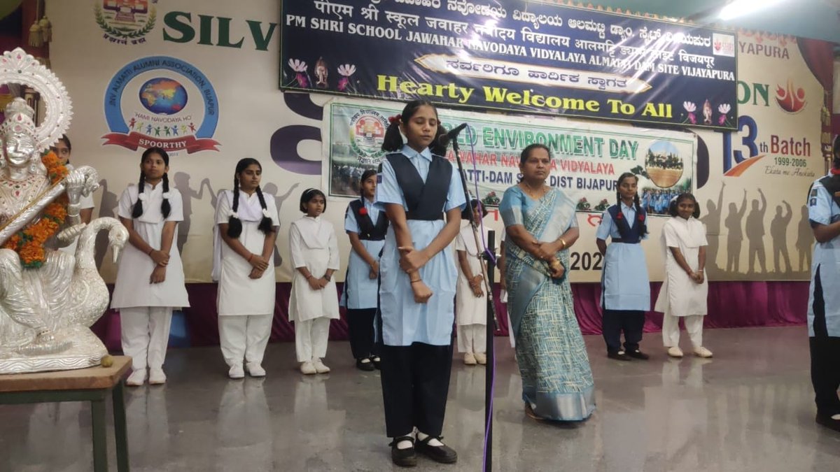 JnvBijapur's tweet image. Celebration of BHASHSANGAM 
Ek bharat shreshtha bharat 💐
@PMOIndia @narendramodi
@NVS_HQ @JNVBIJAPUR_CG 
#unitythroughlanguages
@JnvBijapur