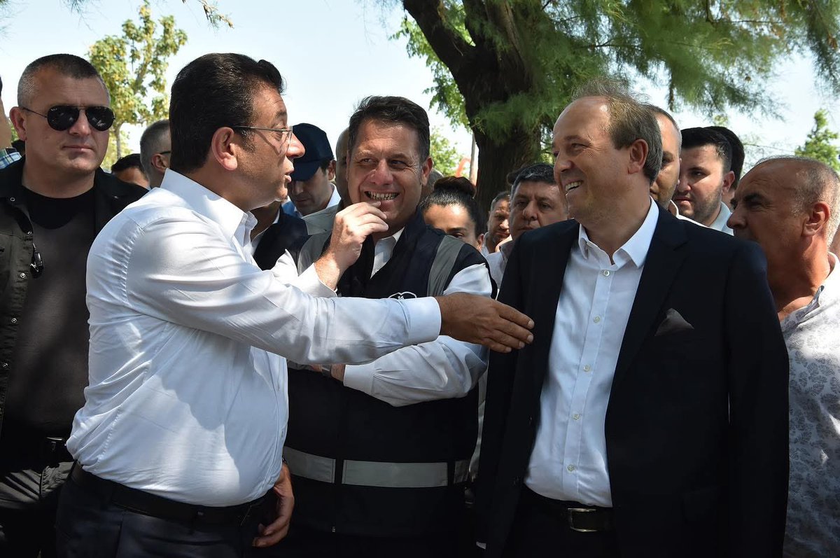 Bugün Silivri’de bir adalet sınavı daha verdik.
Ekrem Başkan yalnız değildi; yanında halk vardı, biz vardık.

Bu dava, sadece bir kişiye değil, halkın iradesine karşı açılmıştır.

Unutulmamalı ki; 
Sandıktan çıkan Halkın iradesine siyasi hesaplarla müdahale edilemez. 

Adalet