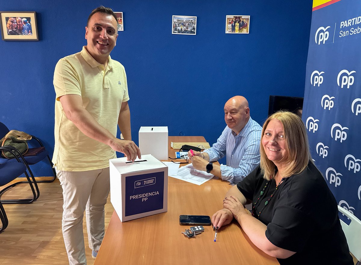 Mi voto para <a href="/NunezFeijoo/">Alberto Núñez Feijóo</a>. El <a href="/ppopular/">Partido Popular</a> volverá a gobernar España con un presidente a la altura de todos los españoles.

🇪🇸 Sin divisiones, con oportunidad y con más libertad. 

#21CongresoNacionalPP