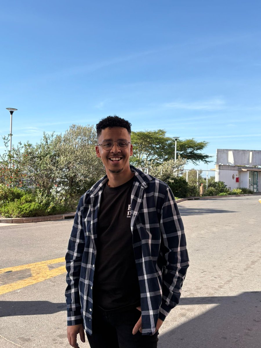 Darren (Taylor's Version) - Intern @ TTPD tweet media