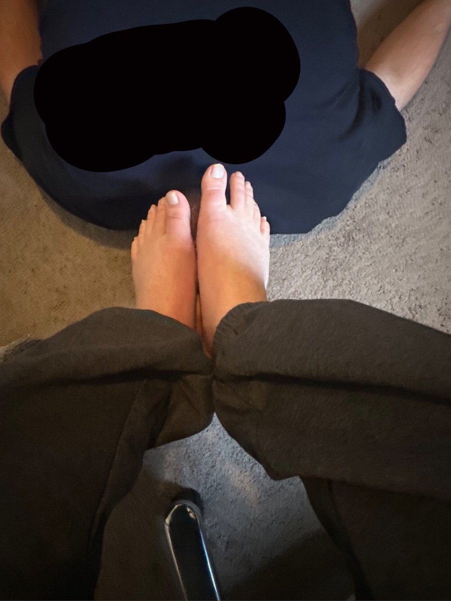 For the last few months this foot sub has been paying me to use his face as a foot rest. Who wants a custom video of me abusing him with my big feet?