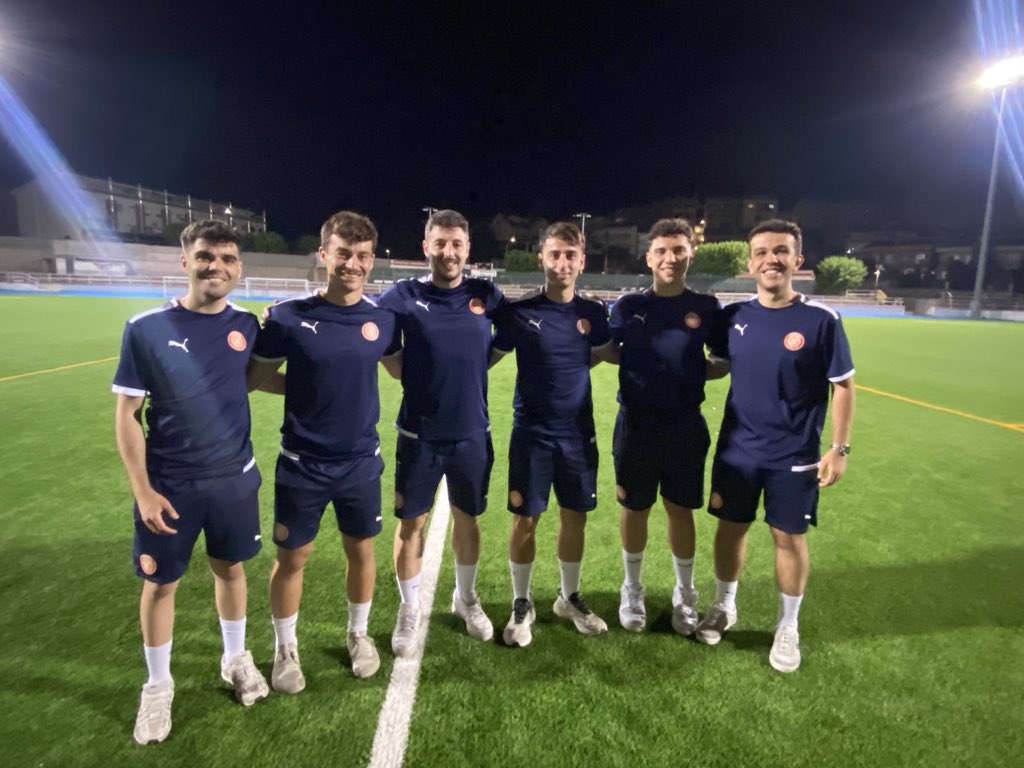 Posem punt final a la temporada 2024/2025. Un curs ple de treball, noves experiències i molt aprenentatge. 

Gràcies als jugadors, cos tècnic i al club per tot aquest any. A per la temporada 2025/2026.
