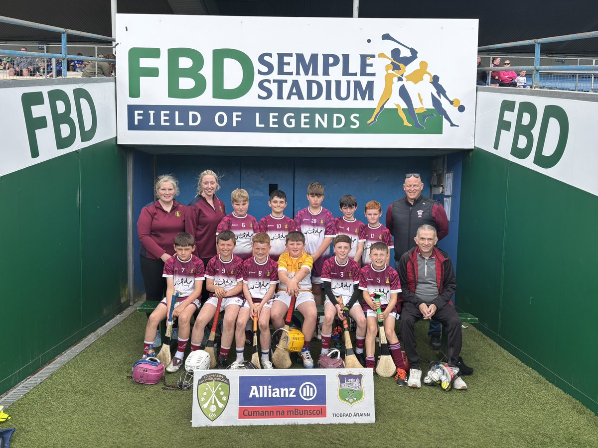 Scoil Naomh Cualán (@scoilcualan) on Twitter photo Comhghairdeas mór to our victorious U11 hurlers, who took home the county title on Wednesday. They played a valiant Ballylooby team in a great final. Many thanks, as always, to <a href="/TippCumanNamBun/">Tipperary Cumann na mBunscol</a> for organising two fantastic days of sport! #Allianz <a href="/cnambnaisiunta/">Cumann na mBunscol</a> <a href="/MunGAABunscol/">Munster Cumann na mBunscol</a> Comhghairdeas mór to our victorious U11 hurlers, who took home the county title on Wednesday. They played a valiant Ballylooby team in a great final. Many thanks, as always, to <a href="/TippCumanNamBun/">Tipperary Cumann na mBunscol</a> for organising two fantastic days of sport! #Allianz <a href="/cnambnaisiunta/">Cumann na mBunscol</a> <a href="/MunGAABunscol/">Munster Cumann na mBunscol</a>