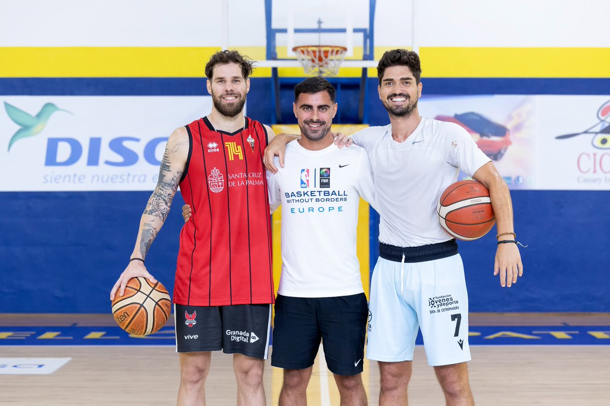 Tony Viera tweet media