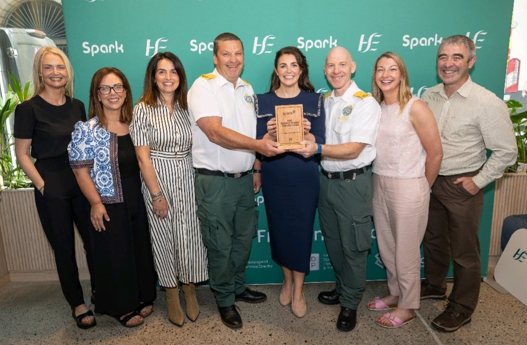 The official photo has arrived!🥳 Thank you to all our key stakeholders for making the journey to Dublin for us, but mostly making this little dream become a reality. (Donegal GP/LUH lab managers/LUH hospital manager/Pathfinder team members &amp; NAS managers -all pictured below)