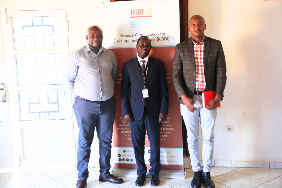 RodiRwanda's tweet photo. π Great day at @RodiRwanda !π
On June 16, 2025, we welcomed a delegate from @capyeikenya -Kenya to discuss a potential collaboration on the Youth Futures Research Project.
This continental initiative focuses on boosting youth employment opportunities across Africa.
#CAPYEI https://t.co/fHxgrkiEiT