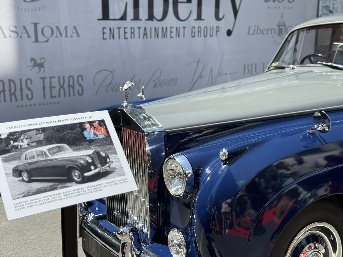 Street_Torque's tweet photo. ๐ Spotted: Countess Spencerโs Rolls-Royce Silver Cloud
๐๏ธ Liberty Grand, Toronto
๐ฌ A royal ride with a royal story โ once owned by Princess Dianaโs stepmother, now a timeless icon on the streets of Toronto. ๐โจ
#RollsRoyce | #ClassicCars | #StreetTorqueTO | #RoyalWheels https://t.co/izio76LCxO