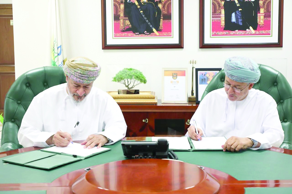 جامعة ظفار توقع مذكرة تفاهم لدعم مجالات التعليم الهندسي
#جريدة_عمان

 omandaily.om/article/1180642