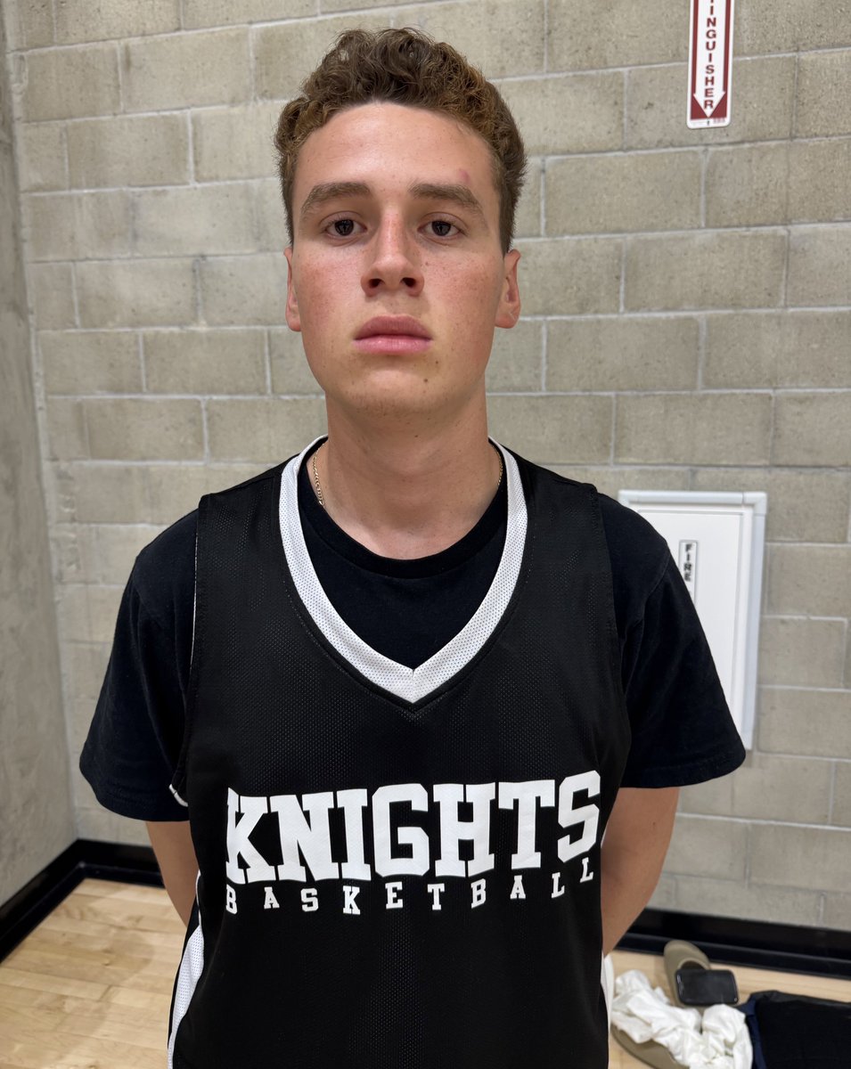 2026 6’5 Kaerym Araiza has a long reach. Plays defense, can rebound, can shoot the 3 and has the grades. Coaches keep an eye on Kaerym. He will be an X Factor for his senior year and will have a huge impact on his team’s success.