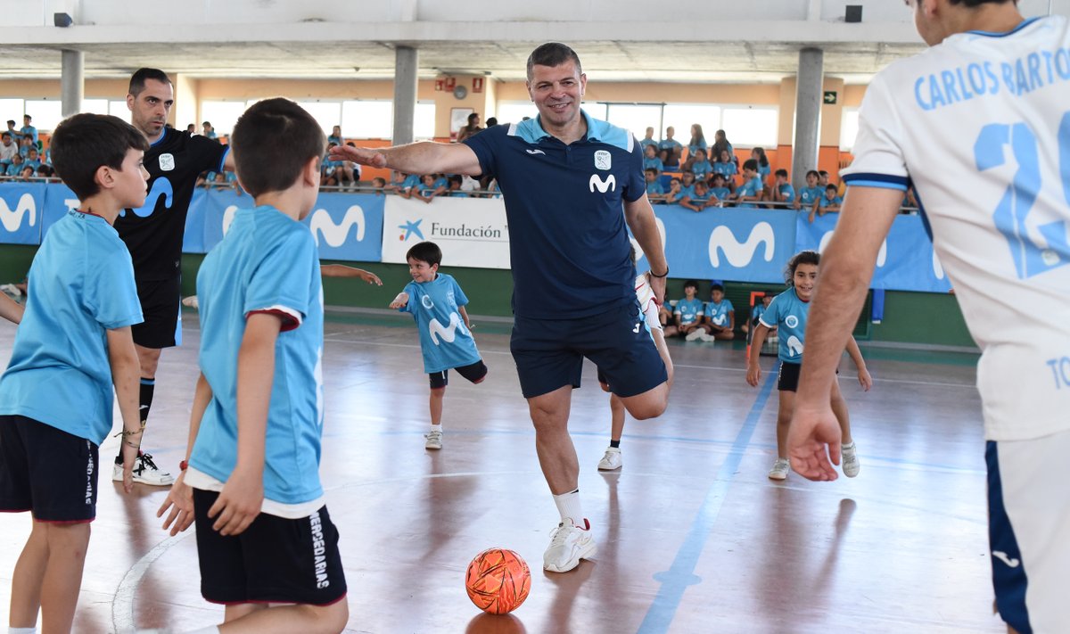 ¡Qué bonito ver a los más pequeños sonreír al lado de sus ídolos! 😍

🗞️ 𝗡𝗼𝘁𝗶𝗰𝗶𝗮 𝗰𝗼𝗺𝗽𝗹𝗲𝘁𝗮 ➡️ intermovistar.com/2025/06/16/dep… 📌

#InteristaSoy💚📷#GiraMegacracks #GiraMovistarMegacracks