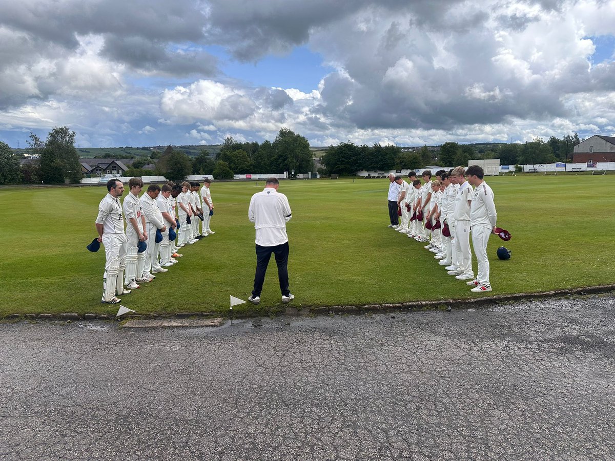 This weekend our four senior teams observed a minutes silence in memory of Darwen Cricket Club Life Member Gordon Waddicor 🗼