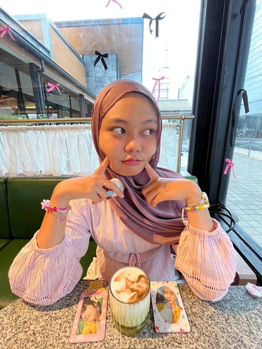 ⋆ liya tweet media