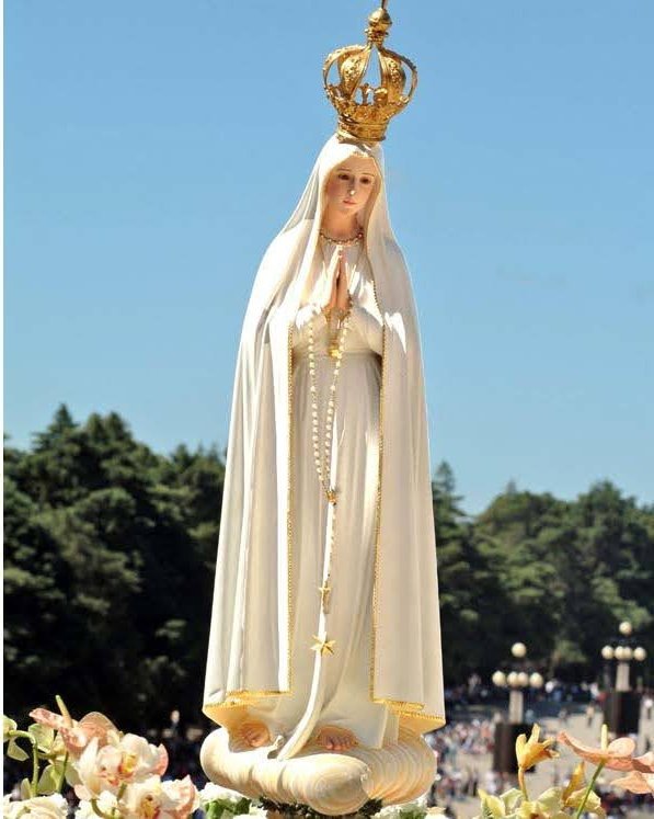 MARÍA SANTÍSIMA, REINA DE LA PAZ; RUEGA POR NOSOTROS.