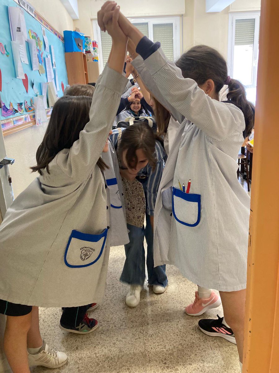 Colegio Adoratrices Logroño tweet media